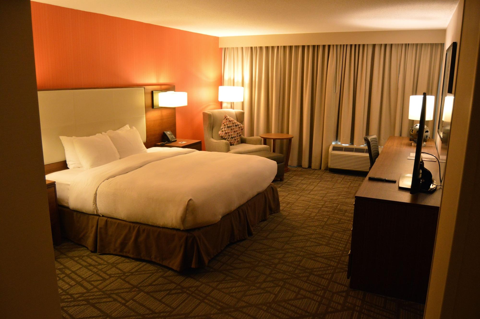 Hilton Knoxville Airport Алкоа Екстериор снимка