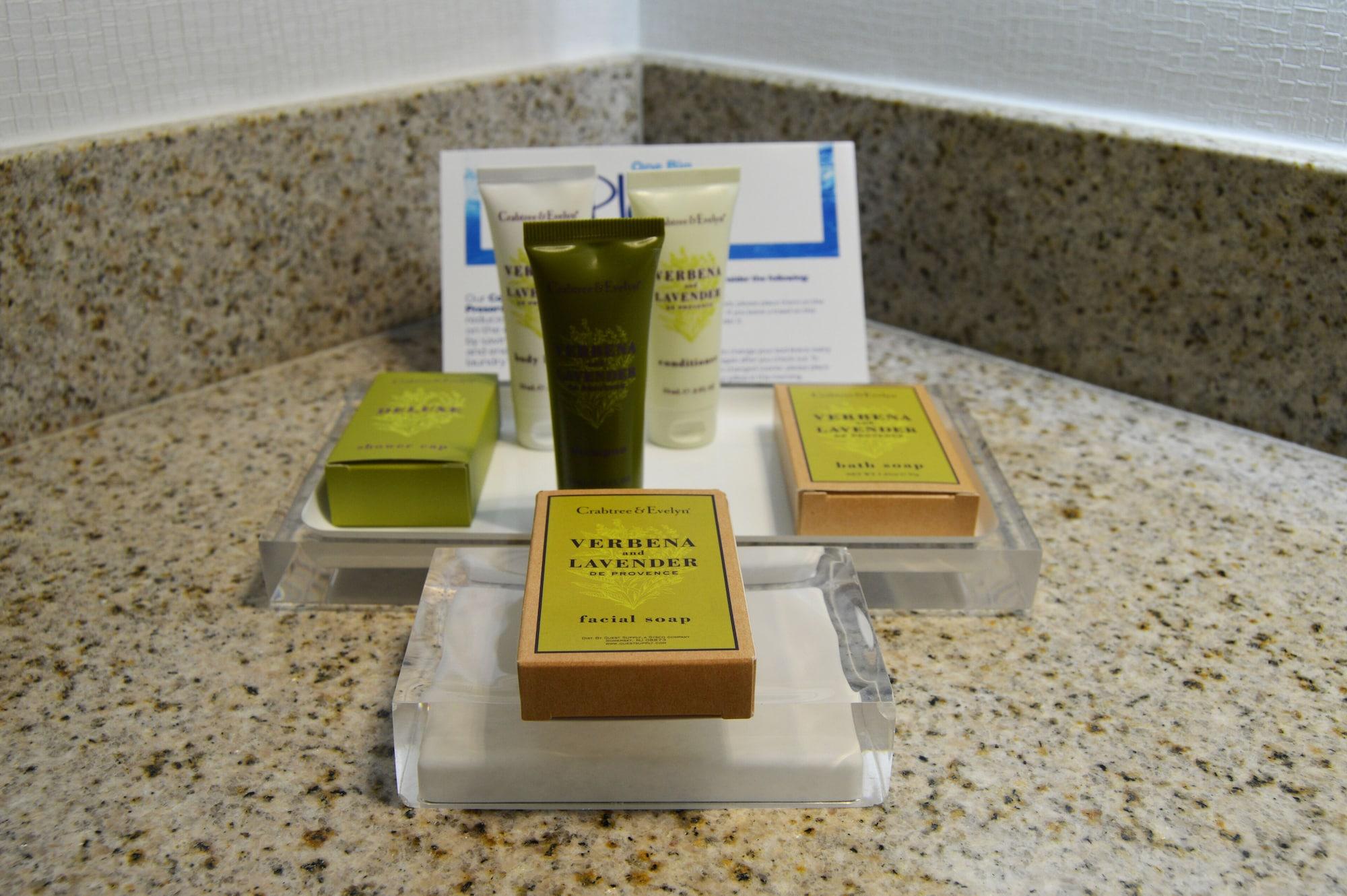 Hilton Knoxville Airport Алкоа Екстериор снимка