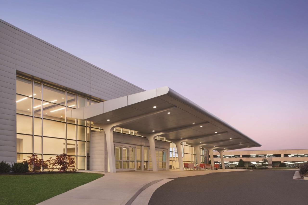 Hilton Knoxville Airport Алкоа Екстериор снимка