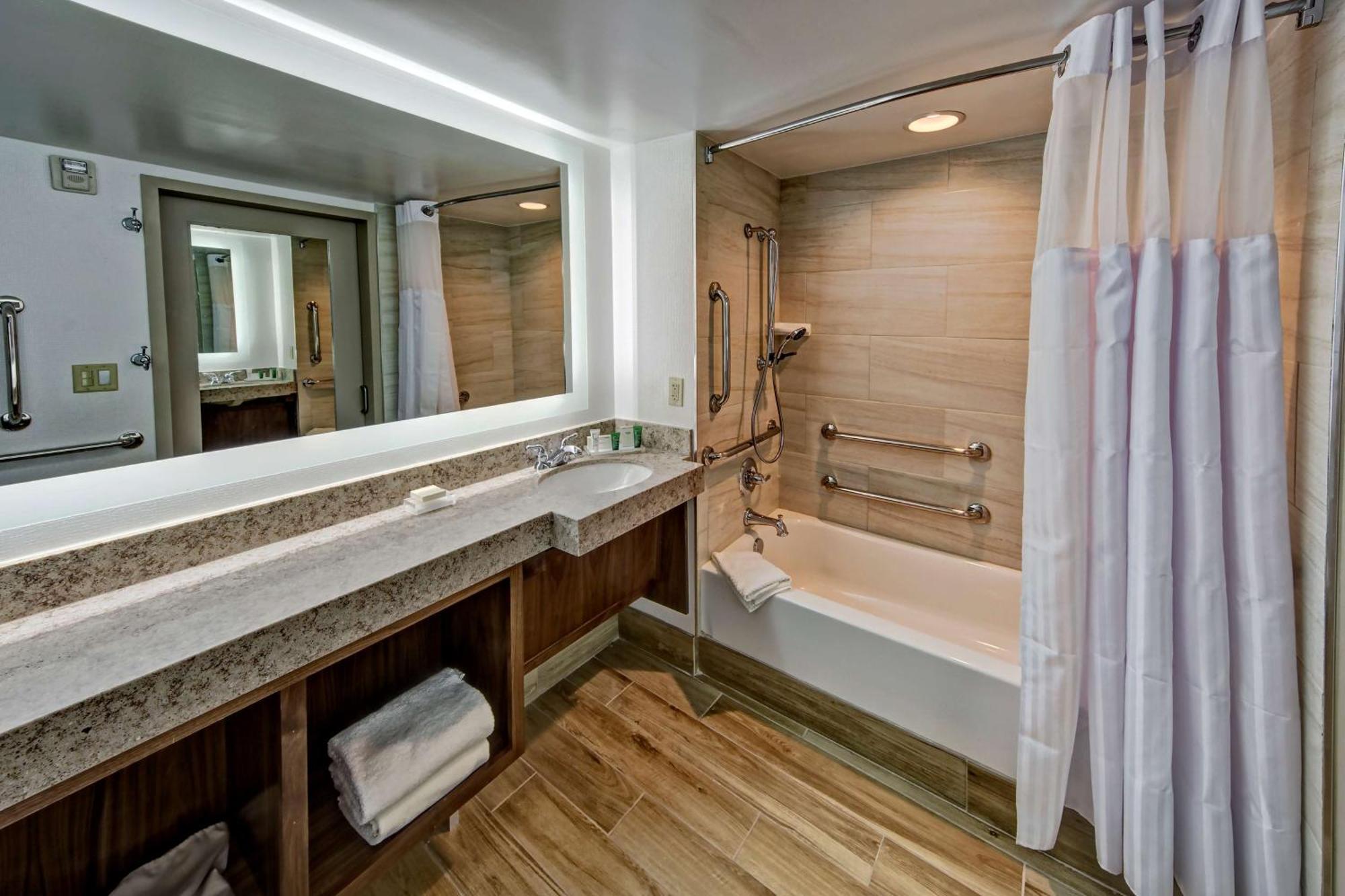 Hilton Knoxville Airport Алкоа Екстериор снимка