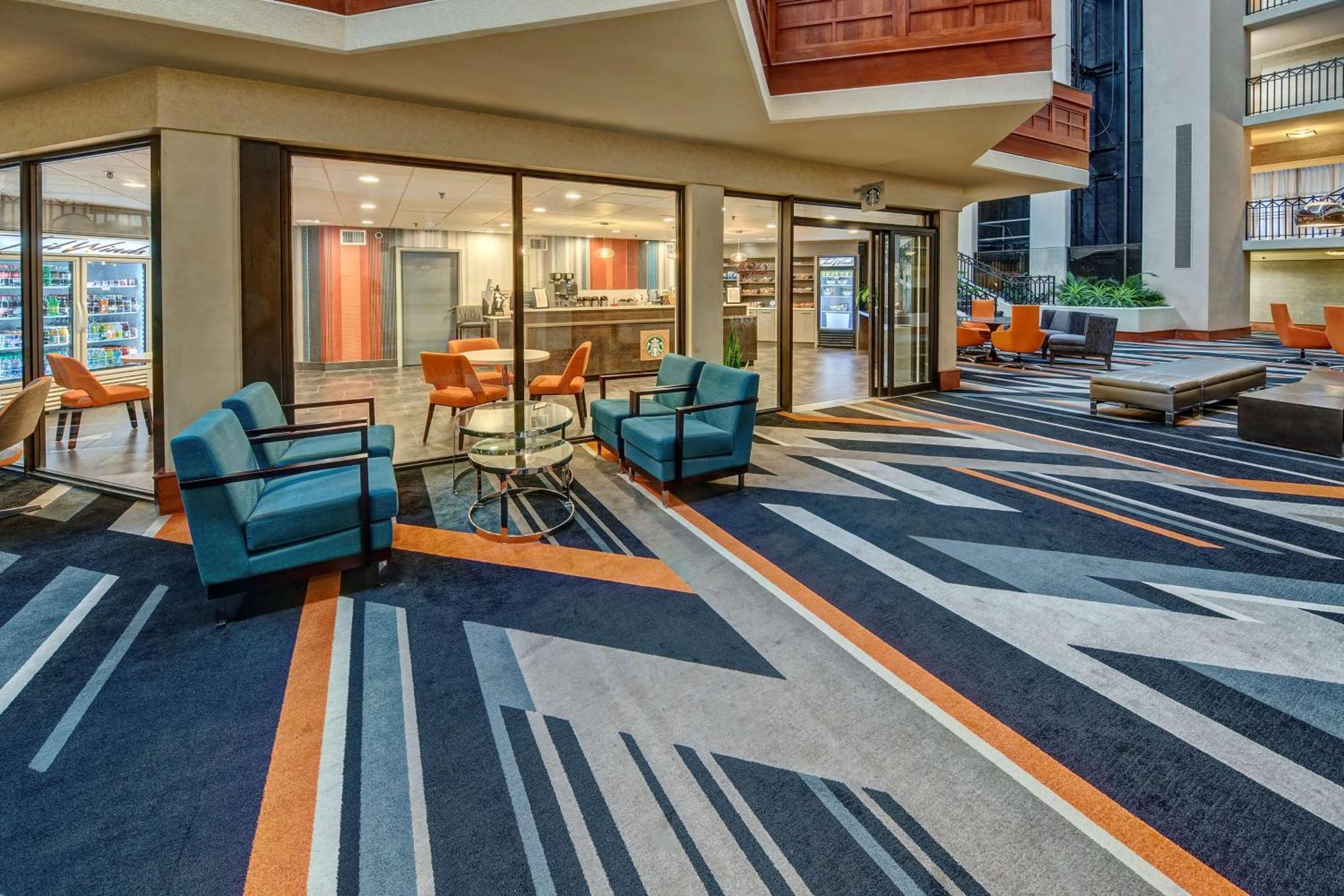 Hilton Knoxville Airport Алкоа Екстериор снимка