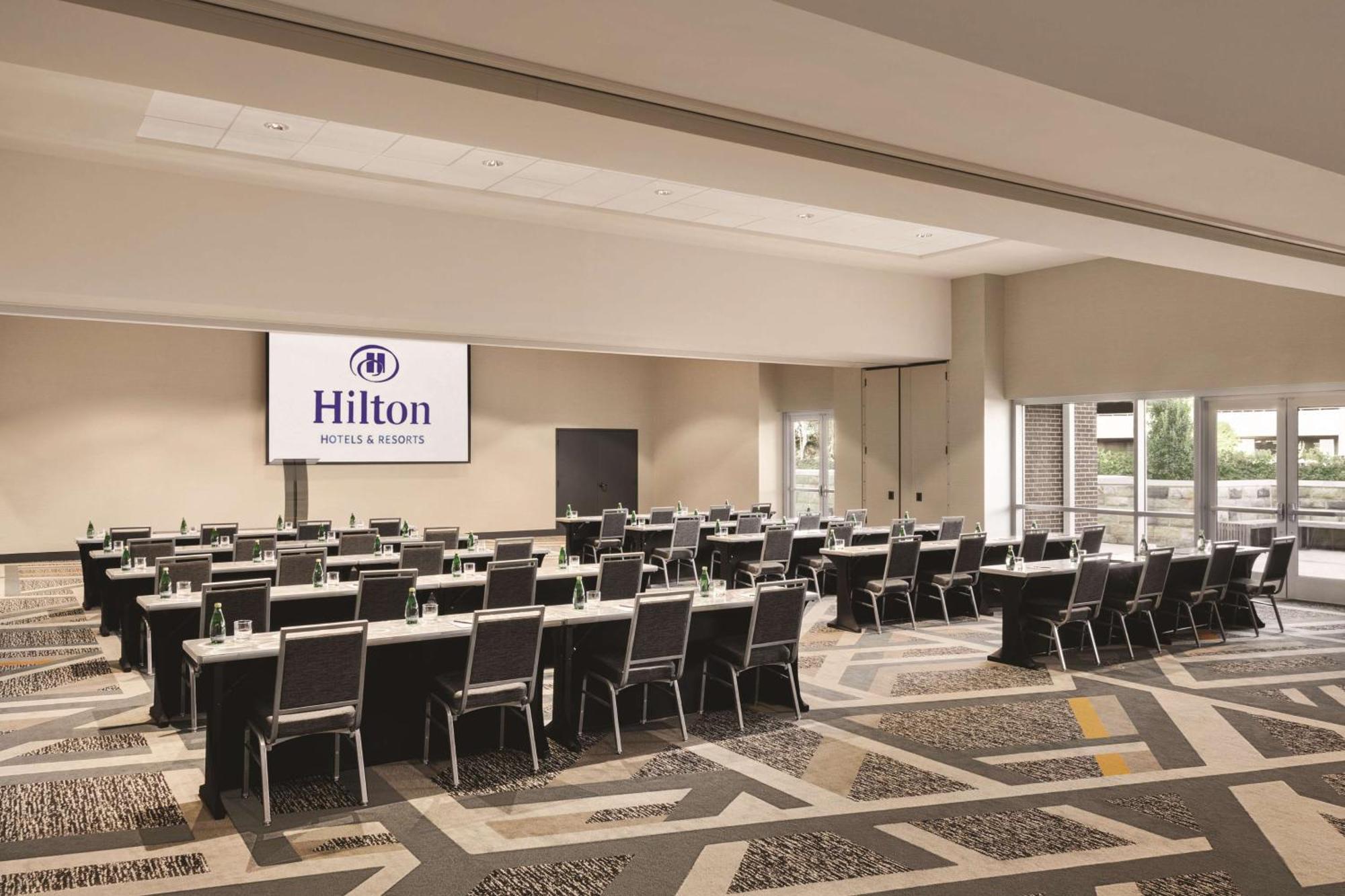 Hilton Knoxville Airport Алкоа Екстериор снимка