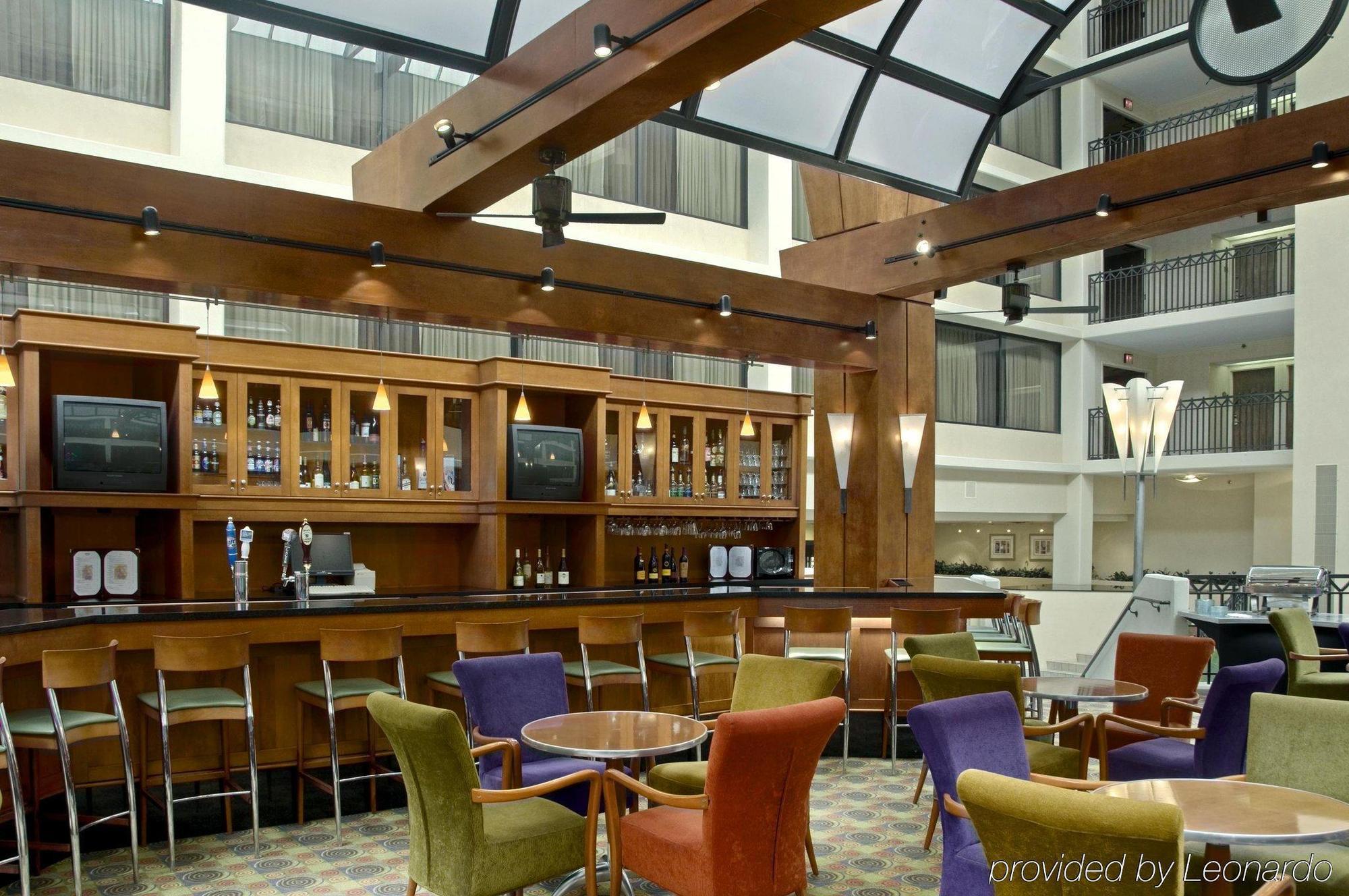 Hilton Knoxville Airport Алкоа Екстериор снимка
